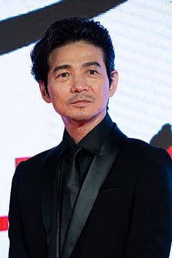 吉岡秀隆